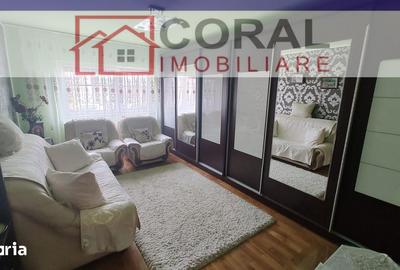 Apartament cu 3 camere decomandat în Decebal - 1