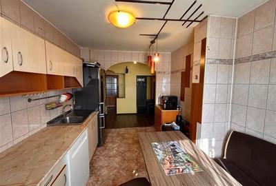3 Camere decomandat zona GEPEX - 10