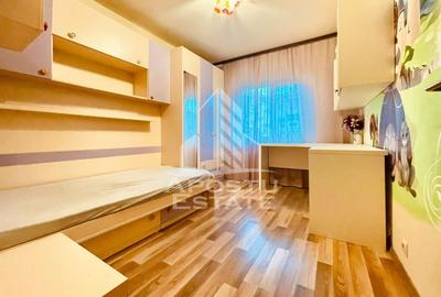 Apartament cu 3 camere decomandat, mobilat în Alfa - 14