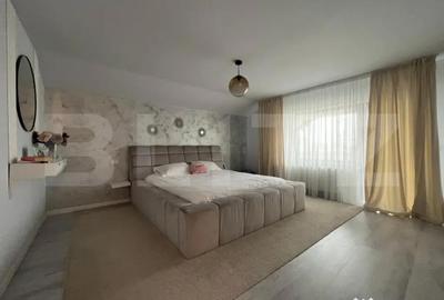 Casă cu 5 camere cu Teren 692 Mp în Central - 3