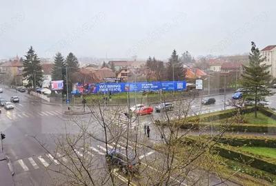 Apartament cu 3 camere decomandat în Central - 2