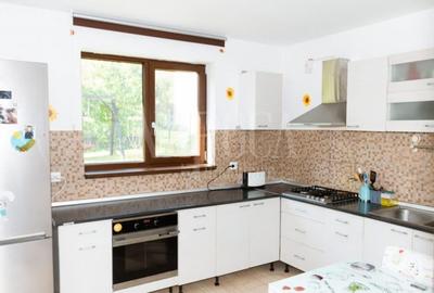 Casa 5 camere de vanzare in Floresti Casa 5 camere de vanzare in Floresti - 2