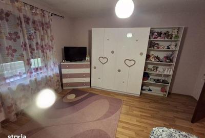 Casă cu 4 camere cu Teren 156 Mp în Central