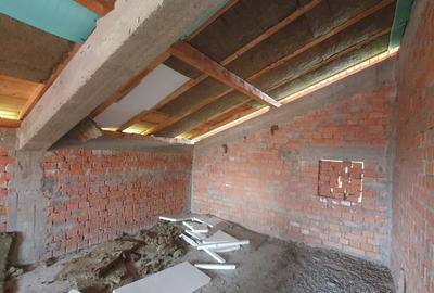 Casă individuală cu 4 camere cu Canalizare în Păulești - 3