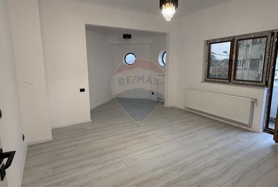 Apartament cu 3 camere semidecomandat în Dacia - 8