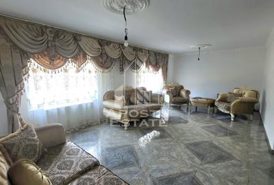 Casă individuală cu 4 camere cu Canalizare în Plopi