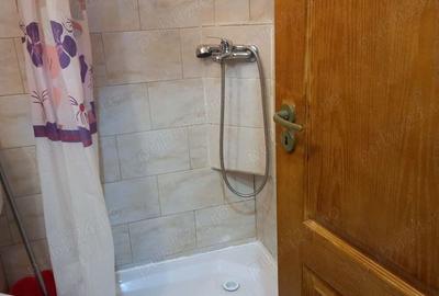 Garsonieră decomandată în Central - 2