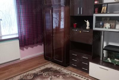 Apartament cu 4 camere decomandat în Dărmănești - 9