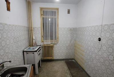 APARTAMENT 2 CAMERE, SECTOR 3/FIZICIENILOR, DECOMANDAT, D... - 4