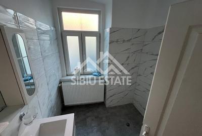 Apartament la casa de vanzare - str. Crisanei, Sibiu Apartament la casa de vanzare - str. Crisanei, Sibiu - 2