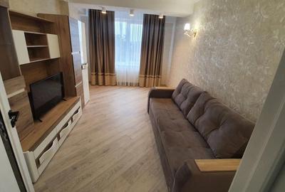 Apartament cu 2 camere decomandat în Tei