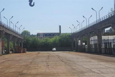 De inchiriat hala industriala, pod rulant, macara - 3