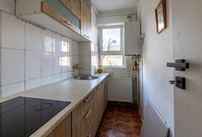 Apartament 2 camere, etaj 1/4, Florilor, zona de case - 4