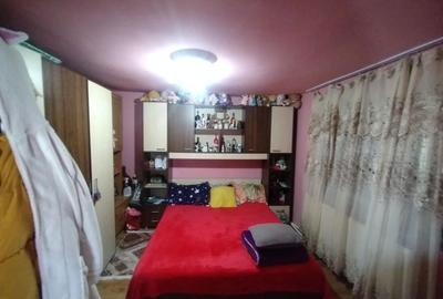 Casă cu 3 camere în Pecineaga - 2