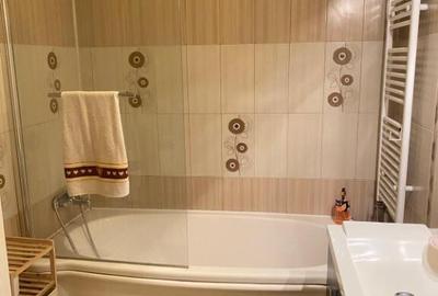 Apartament 3 camere, zona UTA ARED R6 - 11