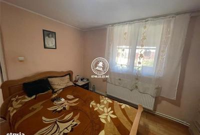 Casă cu 4 camere în Vânători - 5