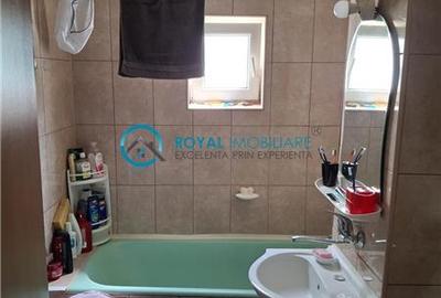 Apartament cu 3 camere decomandat în Paltiniș - 17