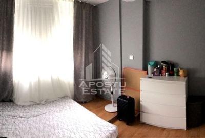 Apartament cu 4 camere, 2 bai, etaj intermediar, zona Soarelui - 2