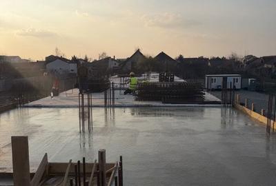 Casă cu 4 camere cu Teren 220 Mp în Pârneava - 2