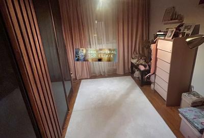 Apartament cu 3 camere decomandat în Far - 3