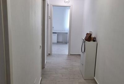 Apartament cu 3 camere decomandat în Central - 8
