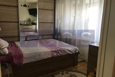 Apartament cu 3 camere semidecomandat, mobilat în 1 Mai - 5