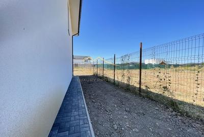 Vila exclusivista**P+1**5 Camere**Teren 704 mp***Langa Padure//Balotesti - 19
