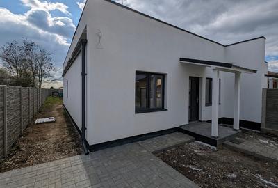 Duplex Bucovat cartier nou construit direct de la proprietar - 4