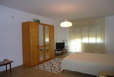 Casă cu 6 camere în Voluntari - 3