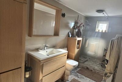 Casă cu 3 camere în Central - 2