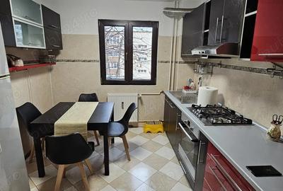 Proprietar inchiriez apartament 3 camere 3 4 Titan scoala 196 - 2