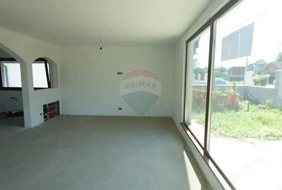 Casa cu 3 camere, de vanzare, in Tau?ii Magherau? - 5