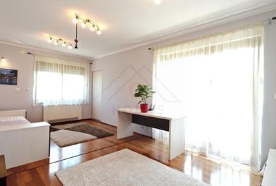 Casă individuală cu 8 camere cu Canalizare în Fratelia - 32