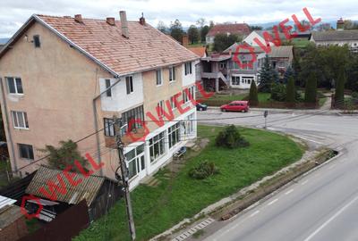 De vânzare apartament cu trei camere în Cătălina! - 3
