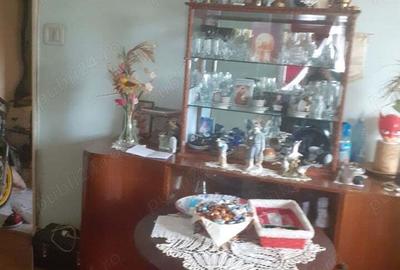 Apartament semidecomandat - 3