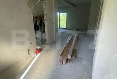 Casă cu 5 camere cu Teren 1800 Mp în Central - 7