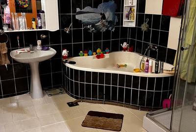 Casă cu 6 camere în Cisnădie - 9