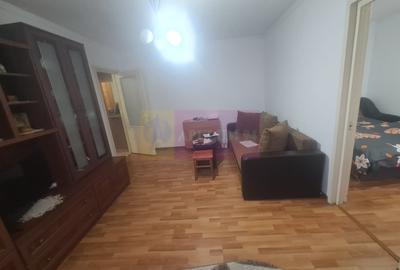 Apartament cu 2 camere de vanzare in Campina - Zona Cuza - 2