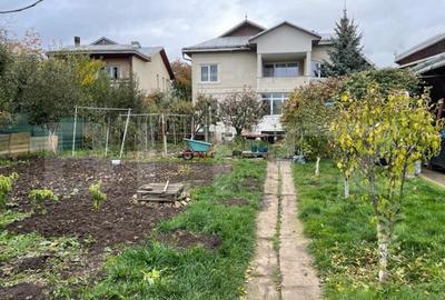 Casă cu 5 camere cu Teren 900 Mp în Central - 4