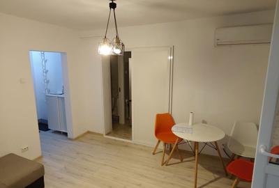 Apartament cu 3 camere semidecomandat în Podu Roș - 1