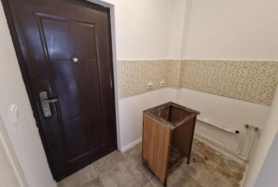 Garsoniera 5 miute metrou 1 Decembrie Garsoniera 5 miute metrou 1 Decembrie - 6