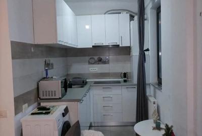 Garsonieră decomandată în Mamaia - 1