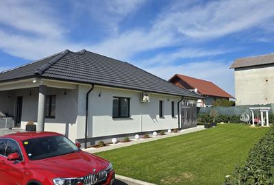 Casă cu 4 camere în Central - 4