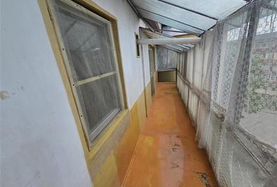 Apartament cu 2 camere decomandat în Micro IV - 10