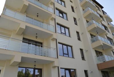 Apartament cu 3 camere decomandat în Valea Lupului