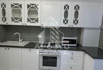 Apartament cu 3 camere, mobilat în Central - 3