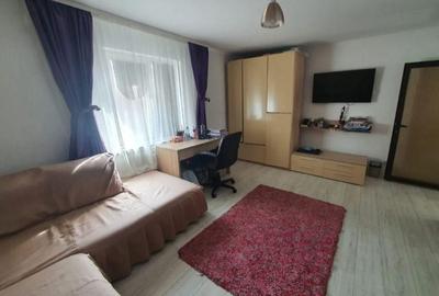 Casă individuală cu 3 camere cu Canalizare în Zona Industrială - 11