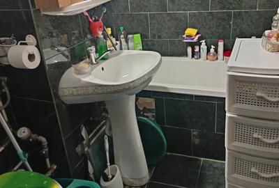 Apartament cu 2 camere semidecomandat în Confecții - 1