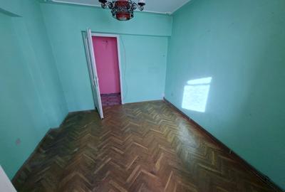 Apartament cu 2 camere decomandat, etaj 3/8, zona Dacia - 3