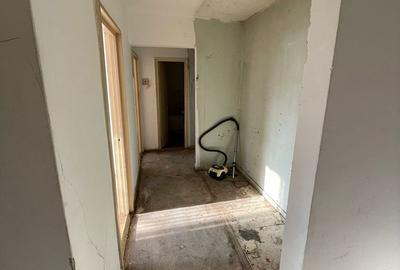 Apartament cu 3 camere decomandat în Tomis Nord - 2